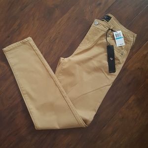 Celebrity Pink skinny khaki jeans